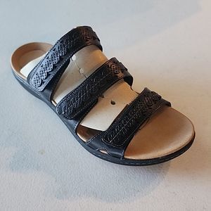 Clarks Black and Cream Sandals